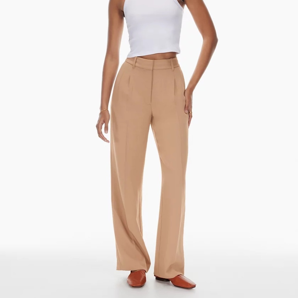 Aritzia Effortless Pant